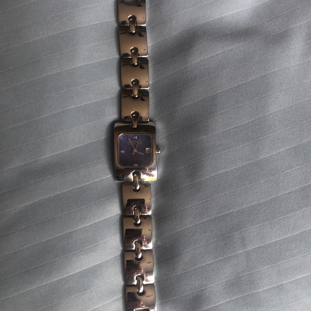 Michael Kors Purple Face Watch - Picture 7 of 7